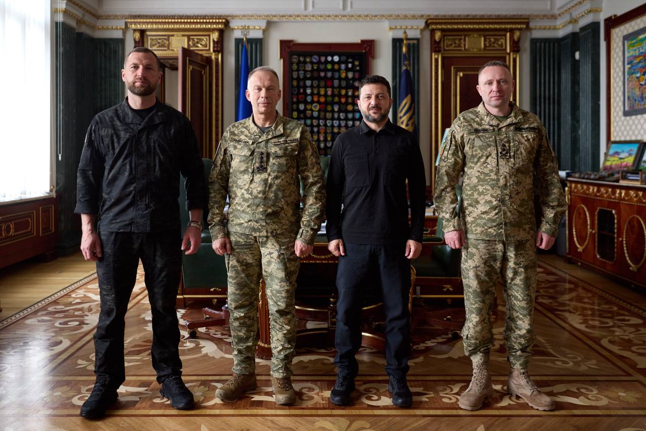 Переполох на Банковій. Як Зеленський обрав Драпатого і чи піде Федоров у політику